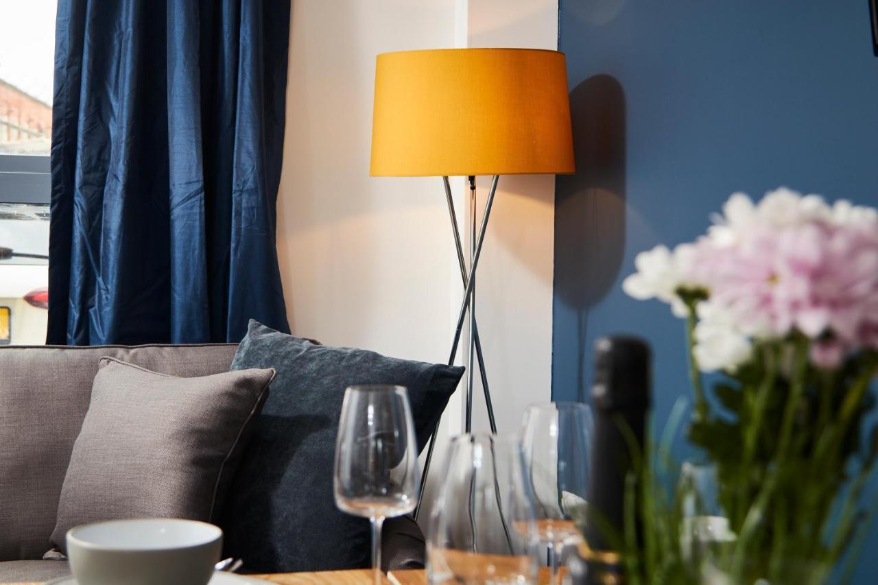Vila Fabulous 5 Bed House W Parking Manchester Exteriér fotografie